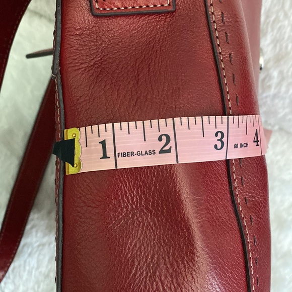 Fossil Red Leather Shoulder Bag - Picture 15 of 16